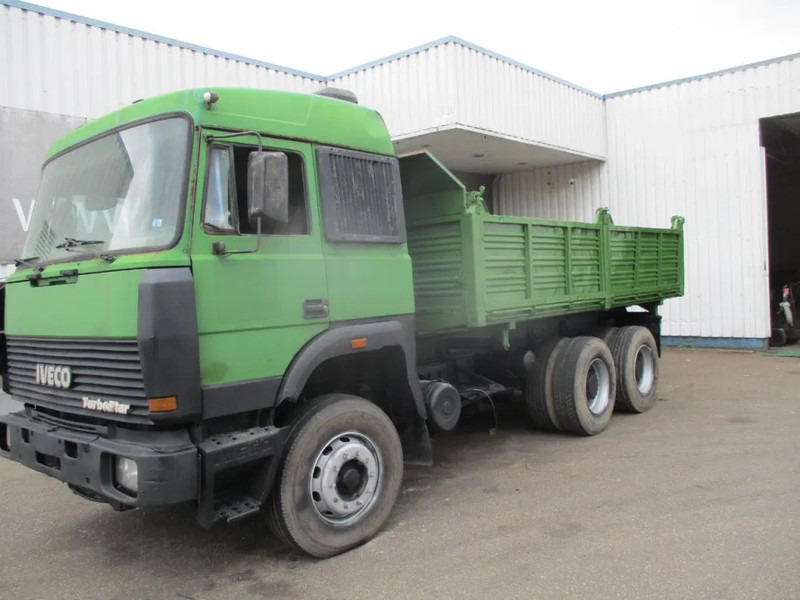 Iveco Turbostar 360 , V8 , 6x4 , Watercooling , Tipper , Spring Susp. - Volquete camión: foto 3 Iveco Turbostar 360 , V8 , 6x4 , Watercooling , Tipper , Spring Susp. - Volquete camión: foto 3