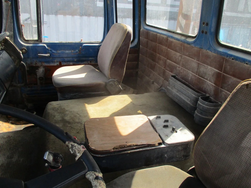 Chasis camión MAN 26.280 , 6x4 , ZF Manual , Spring suspension: foto 11 Chasis camión MAN 26.280 , 6x4 , ZF Manual , Spring suspension: foto 11