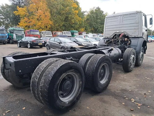 Mercedes-Benz 3235SK / 3535SK , 8x4, V8 BiTurbo, ZF Manual , Spring Suspension - Chasis camión: foto 3 Mercedes-Benz 3235SK / 3535SK , 8x4, V8 BiTurbo, ZF Manual , Spring Suspension - Chasis camión: foto 3