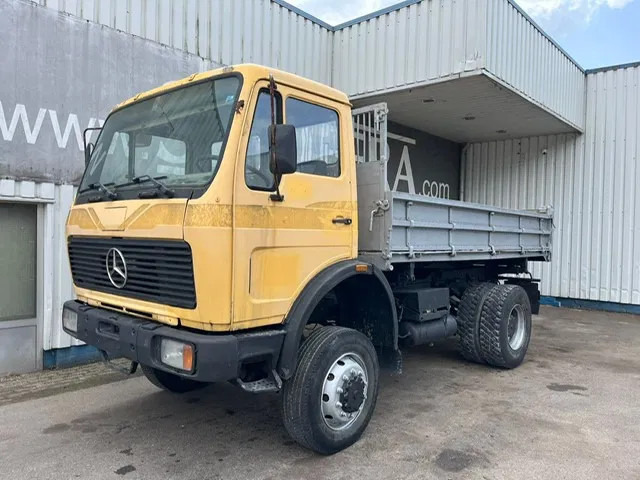 Mercedes-Benz SK 1622 AK , 4x4 , V6 , 3 way tipper , Spring suspension - Volquete camión: foto 1 Mercedes-Benz SK 1622 AK , 4x4 , V6 , 3 way tipper , Spring suspension - Volquete camión: foto 1