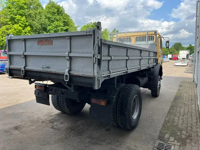 Mercedes-Benz SK 1622 AK , 4x4 , V6 , 3 way tipper , Spring suspension - Volquete camión: foto 3 Mercedes-Benz SK 1622 AK , 4x4 , V6 , 3 way tipper , Spring suspension - Volquete camión: foto 3