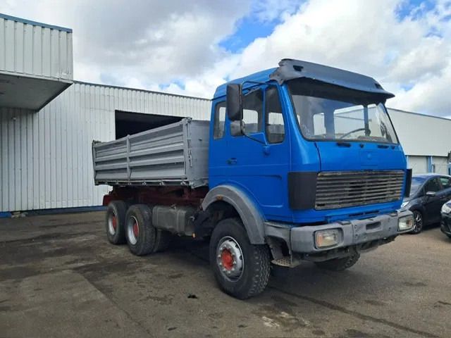 Mercedes-Benz SK 2635 , V8 , Bi Turbo , 6x4 , ZF Manual , 3 Way Tipper , Spring suspension - Volquete camión: foto 5 Mercedes-Benz SK 2635 , V8 , Bi Turbo , 6x4 , ZF Manual , 3 Way Tipper , Spring suspension - Volquete camión: foto 5