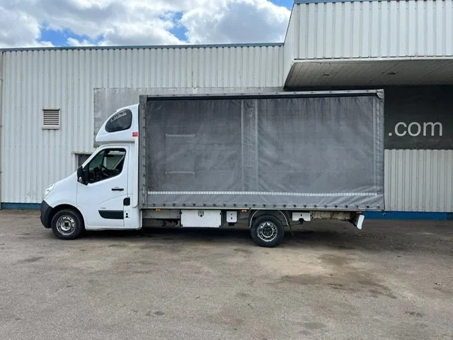 Opel Movano 2.3 CDTi , 170 HP , Topsleeper - Furgoneta con caja de lona: foto 2 Opel Movano 2.3 CDTi , 170 HP , Topsleeper - Furgoneta con caja de lona: foto 2