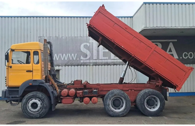 Renault G 300.26 , Manager , 6x4 , 3 Way-Tipper , Spring Suspension , Manual - Volquete camión: foto 2 Renault G 300.26 , Manager , 6x4 , 3 Way-Tipper , Spring Suspension , Manual - Volquete camión: foto 2