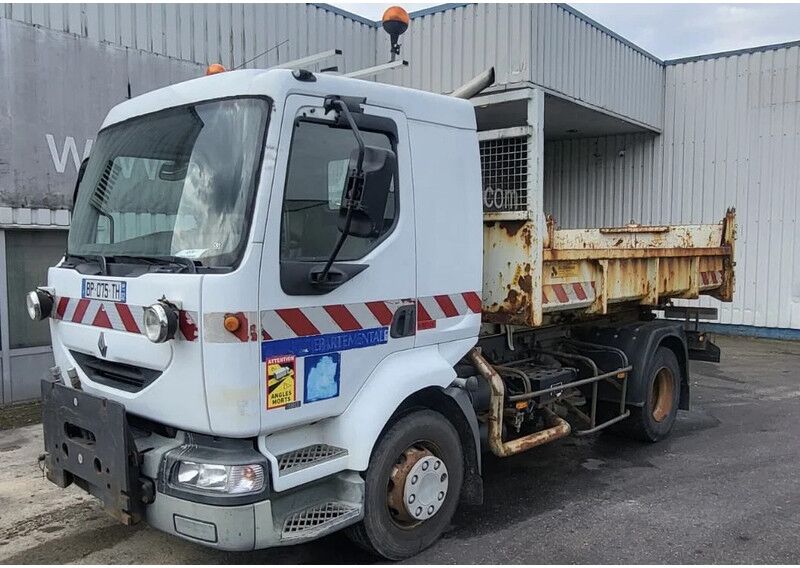Renault Midlum 180 , Tipper , Manual , Sprimg Suspension , French Truck - Volquete camión: foto 1 Renault Midlum 180 , Tipper , Manual , Sprimg Suspension , French Truck - Volquete camión: foto 1