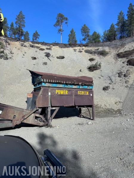 1900 Powerscreen Commander 510 - Cribadora: foto 2 1900 Powerscreen Commander 510 - Cribadora: foto 2