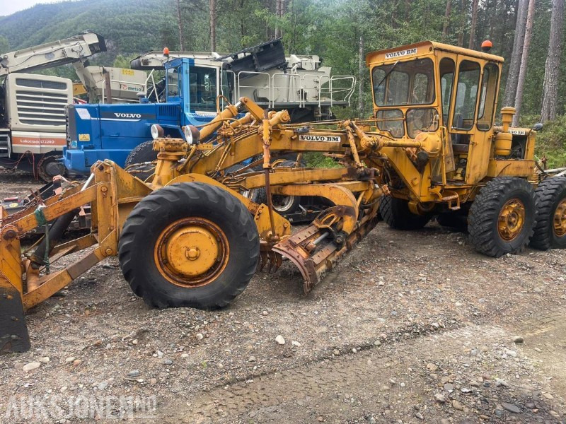 1973 Volvo BM VHK312 VEIHØVEL - Equipo de construcción: foto 3 1973 Volvo BM VHK312 VEIHØVEL - Equipo de construcción: foto 3