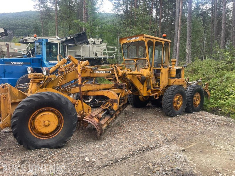 1973 Volvo BM VHK312 VEIHØVEL - Equipo de construcción: foto 1 1973 Volvo BM VHK312 VEIHØVEL - Equipo de construcción: foto 1