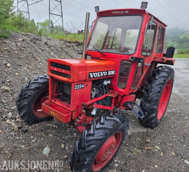 1980 Volvo 2254 - Tractor: foto 1 1980 Volvo 2254 - Tractor: foto 1