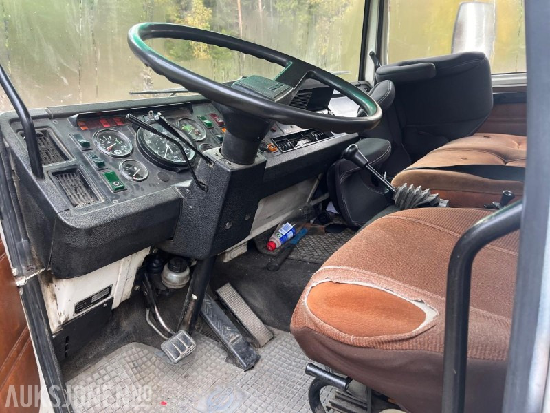 1983 Volvo F 614-4X2 TIPPBIL 143.000km MANGELLAPP - Volquete camión: foto 5 1983 Volvo F 614-4X2 TIPPBIL 143.000km MANGELLAPP - Volquete camión: foto 5