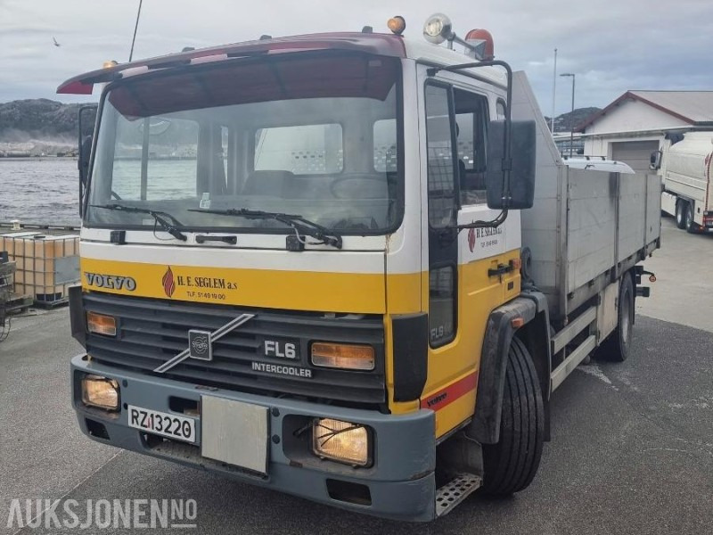 1986 Volvo FL6144X2 lastebil med plan eu ok 05.2026 - Camión caja abierta: foto 1 1986 Volvo FL6144X2 lastebil med plan eu ok 05.2026 - Camión caja abierta: foto 1