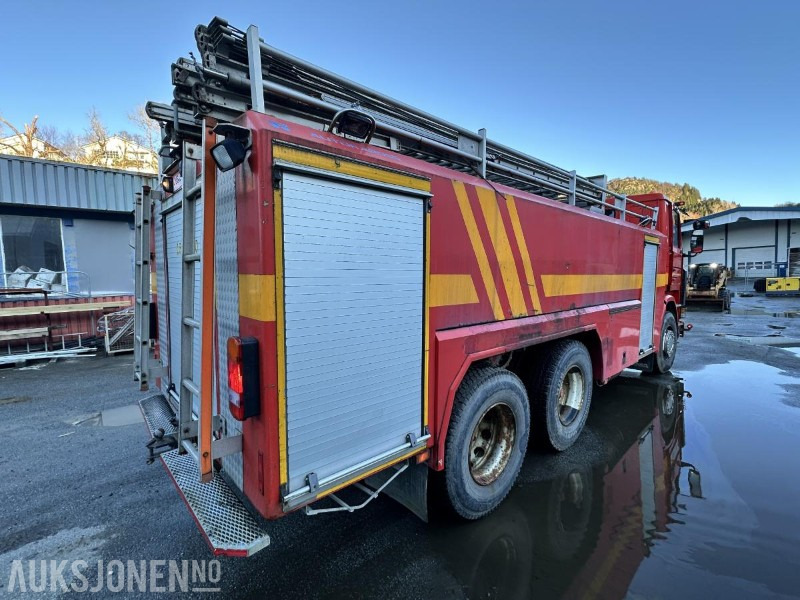 1992 Scania R 113ML - 400 6X2 Tankbil/Brannbil med vannkanon - Repobjekt, 553874km - Camión de bomberos: foto 5 1992 Scania R 113ML - 400 6X2 Tankbil/Brannbil med vannkanon - Repobjekt, 553874km - Camión de bomberos: foto 5