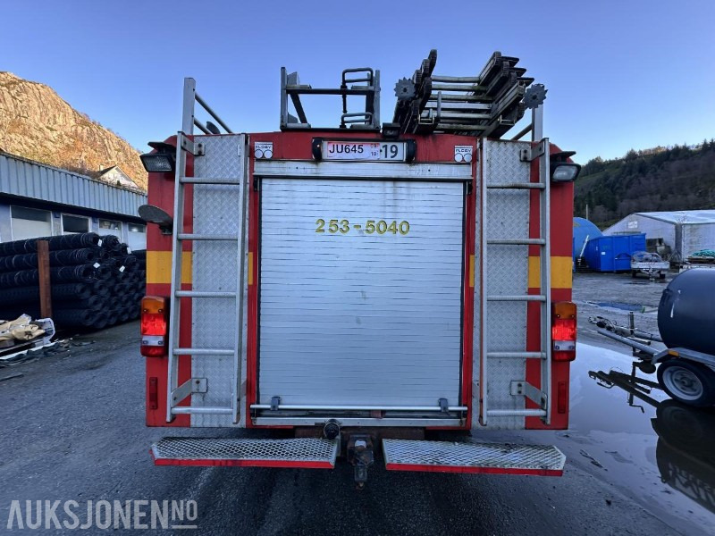 1992 Scania R 113ML - 400 6X2 Tankbil/Brannbil med vannkanon - Repobjekt, 553874km - Camión de bomberos: foto 4 1992 Scania R 113ML - 400 6X2 Tankbil/Brannbil med vannkanon - Repobjekt, 553874km - Camión de bomberos: foto 4