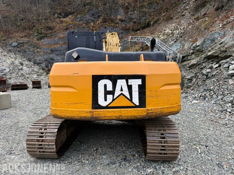 1998 Cat 320B L - Hydraulisk hurtigfeste - Engcon tiltrotator - 10875 timer - Excavadora: foto 2 1998 Cat 320B L - Hydraulisk hurtigfeste - Engcon tiltrotator - 10875 timer - Excavadora: foto 2