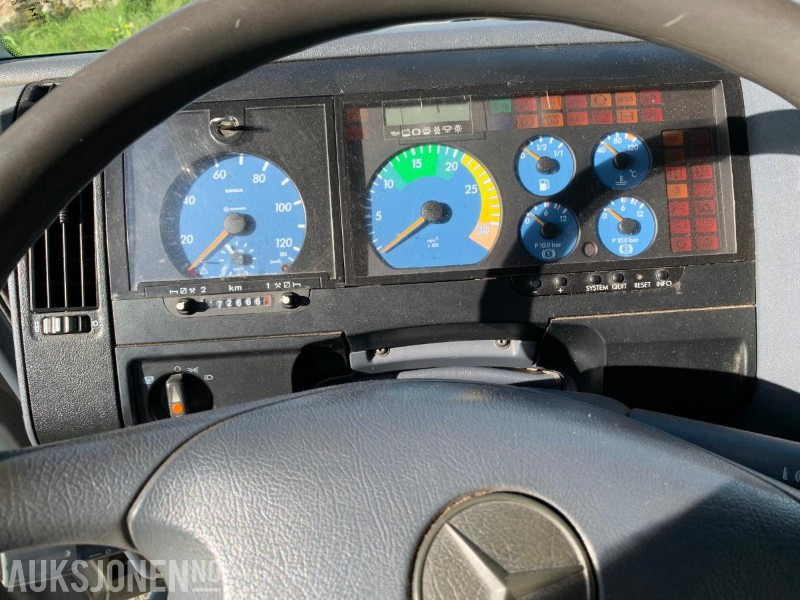 Leasing financiero de  2001 Mercedes-Benz 817L/36AT - 7500 kg - Liten lastebil med kran leasing 2001 Mercedes-Benz 817L/36AT - 7500 kg - Liten lastebil med kran: foto 7