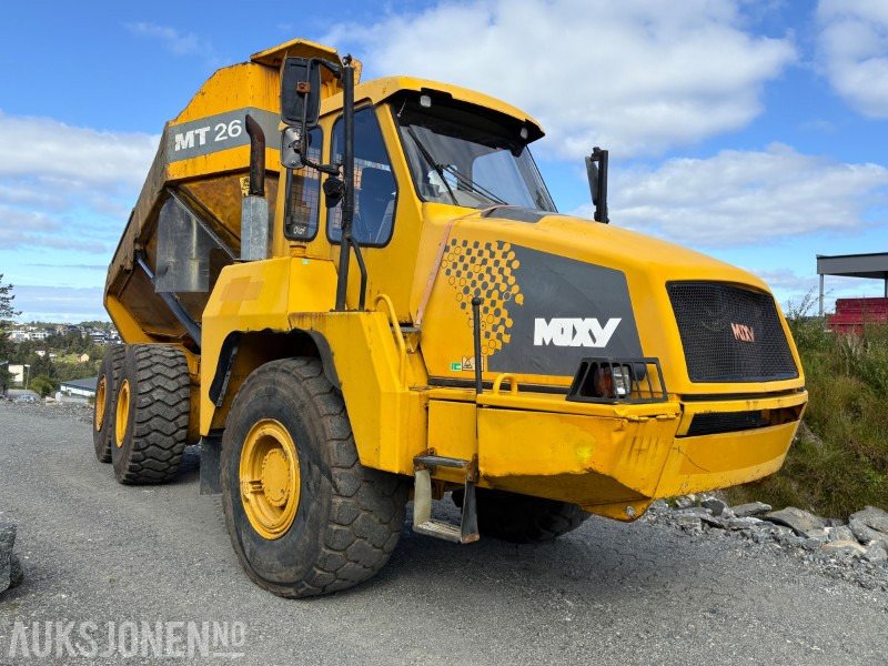 2002 Moxy MT26 - KUN 13 963 motortimer - registrert på sorte skilter - Dúmper: foto 2 2002 Moxy MT26 - KUN 13 963 motortimer - registrert på sorte skilter - Dúmper: foto 2
