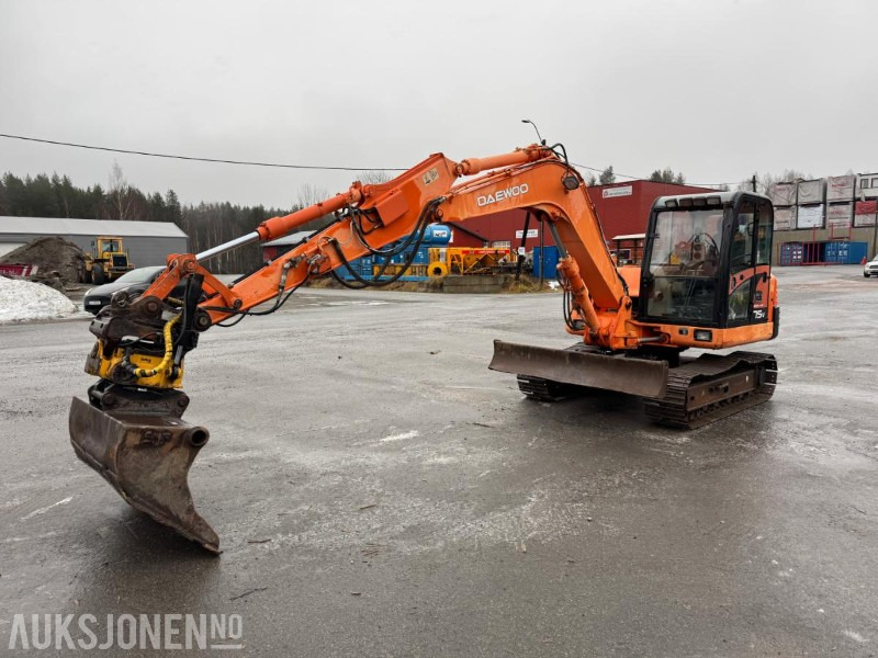 2004 Daewoo Solar 75v gravemaskin / tiltrotator / pusseskuffe / 3626 timer - Excavadora: foto 1 2004 Daewoo Solar 75v gravemaskin / tiltrotator / pusseskuffe / 3626 timer - Excavadora: foto 1