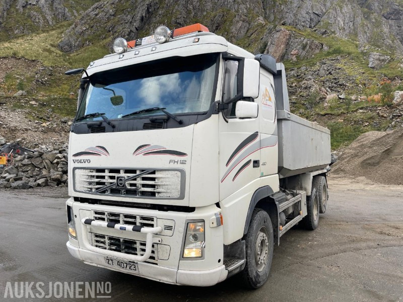 2005 Volvo FH12 6X2 *Sentralsmøring* Eu godkjent til 21.04.2026* - Volquete camión: foto 1 2005 Volvo FH12 6X2 *Sentralsmøring* Eu godkjent til 21.04.2026* - Volquete camión: foto 1