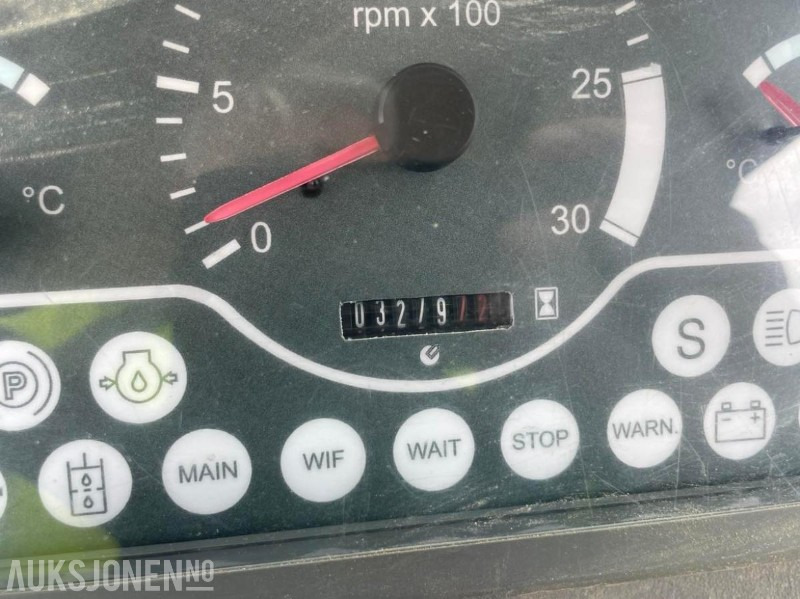 Cargadora de ruedas 2006 Liugong 856 JSSRF101 Hjullaster med skuff -Sentralsmøring. -Loadmaster 9000 vekt. 3279 timer.: foto 12 Cargadora de ruedas 2006 Liugong 856 JSSRF101 Hjullaster med skuff -Sentralsmøring. -Loadmaster 9000 vekt. 3279 timer.: foto 12