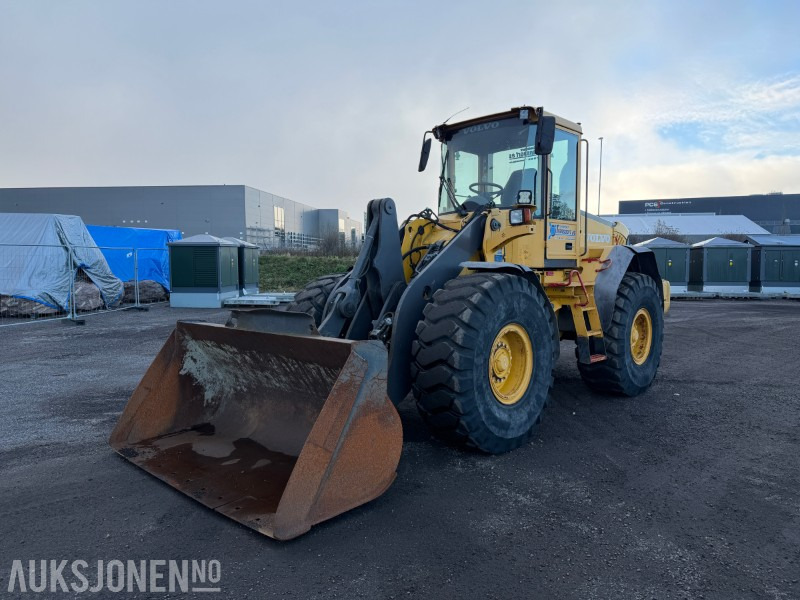 2006 Volvo L90E hjullaster - Sentralsmøring - Joystick - Tilleggshydraulikk - Cargadora de ruedas: foto 1 2006 Volvo L90E hjullaster - Sentralsmøring - Joystick - Tilleggshydraulikk - Cargadora de ruedas: foto 1