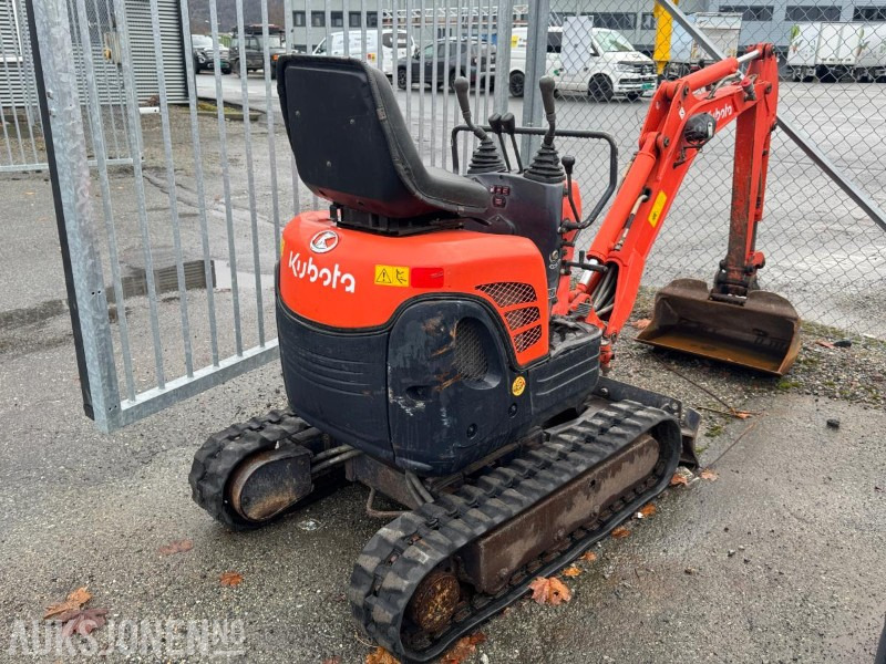 2007 Kubota U10-3 minigraver med 2 skuffer - Excavadora: foto 3 2007 Kubota U10-3 minigraver med 2 skuffer - Excavadora: foto 3