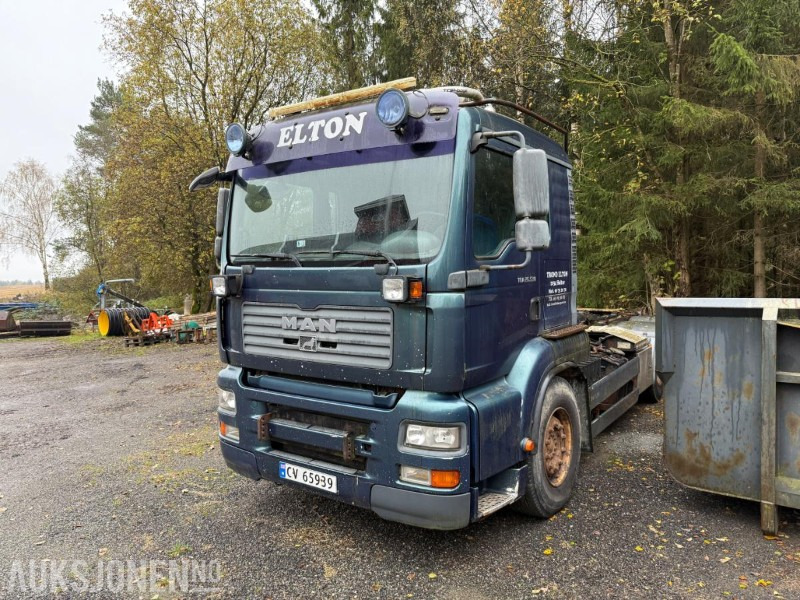 2007 MAN TGA 26.530 6x2 Krokbil - Multibasculante camión: foto 1 2007 MAN TGA 26.530 6x2 Krokbil - Multibasculante camión: foto 1