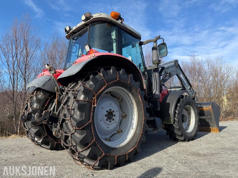 2007 Massey Ferguson 6465 Dyna-6 - TRAKTOR MED FRONTLASTER OG SNØSKUFFE- 6331 Timer - 2496 Km. - Tractor: foto 3 2007 Massey Ferguson 6465 Dyna-6 - TRAKTOR MED FRONTLASTER OG SNØSKUFFE- 6331 Timer - 2496 Km. - Tractor: foto 3