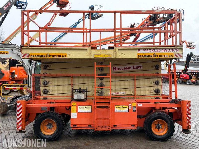 2009 Holland Lift Combistar / 21,5 meter arbeidshøyde - Plataforma elevadora: foto 1 2009 Holland Lift Combistar / 21,5 meter arbeidshøyde - Plataforma elevadora: foto 1