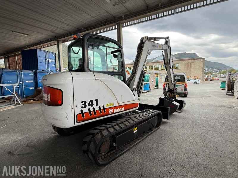 2010 Bobcat 341G Gravemaskin - 2 Skuffer - Engcon tiltrotator - Sertifisert - 6129T - Excavadora: foto 4 2010 Bobcat 341G Gravemaskin - 2 Skuffer - Engcon tiltrotator - Sertifisert - 6129T - Excavadora: foto 4