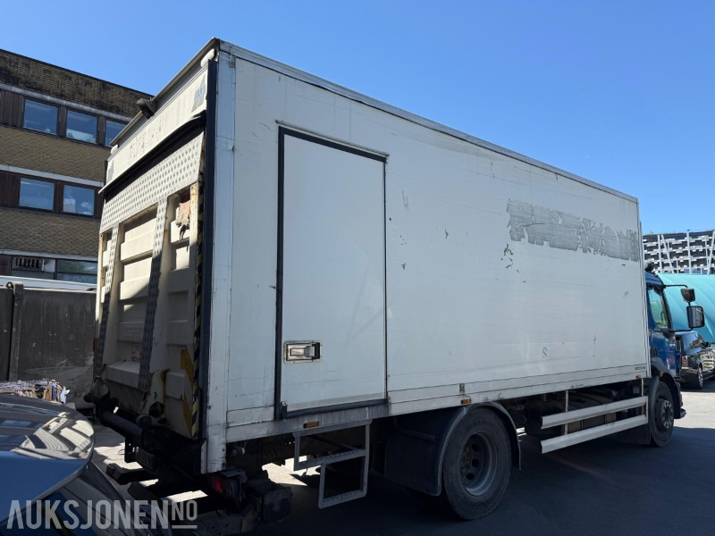 2010 Volvo FL 290 skapbil med kjøleaggregat, baklem, ryggekamera, multiratt - Camión caja cerrada: foto 5 2010 Volvo FL 290 skapbil med kjøleaggregat, baklem, ryggekamera, multiratt - Camión caja cerrada: foto 5