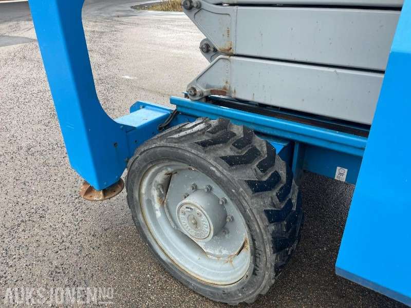 Plataforma elevadora 2011 Genie GS 4390 Sakselift, 1698 timer: foto 17 Plataforma elevadora 2011 Genie GS 4390 Sakselift, 1698 timer: foto 17