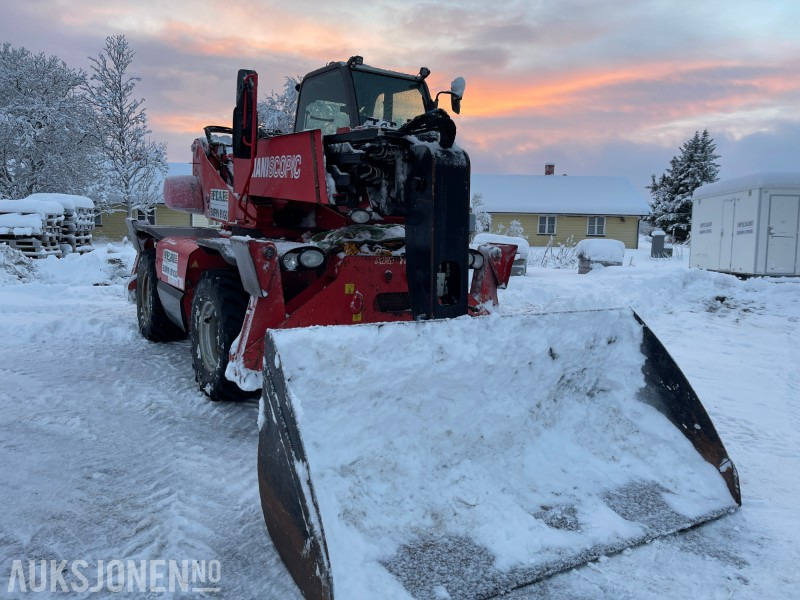 Manipulador telescópico 2011 Manitou Easy MRT 1840 Teleskoptruck med sving på hytte, 7368 timer: foto 10 Manipulador telescópico 2011 Manitou Easy MRT 1840 Teleskoptruck med sving på hytte, 7368 timer: foto 10