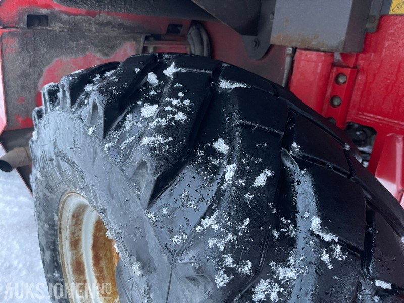 Manipulador telescópico 2011 Manitou Easy MRT 1840 Teleskoptruck med sving på hytte, 7368 timer: foto 19 Manipulador telescópico 2011 Manitou Easy MRT 1840 Teleskoptruck med sving på hytte, 7368 timer: foto 19