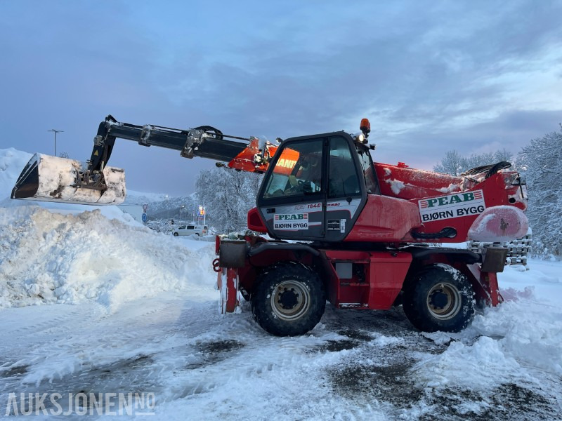 Manipulador telescópico 2011 Manitou Easy MRT 1840 Teleskoptruck med sving på hytte, 7368 timer: foto 12 Manipulador telescópico 2011 Manitou Easy MRT 1840 Teleskoptruck med sving på hytte, 7368 timer: foto 12