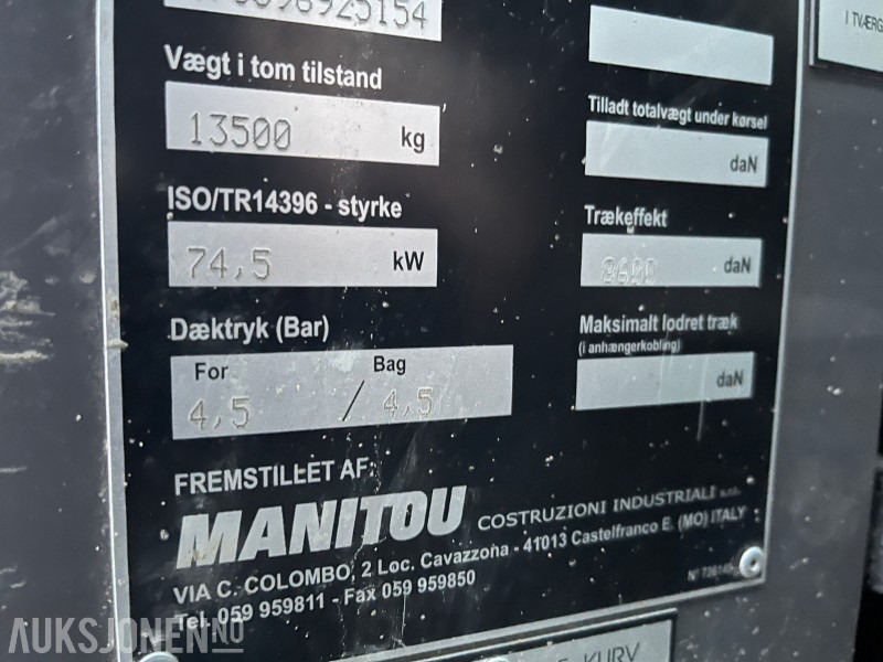 Manipulador telescópico 2011 Manitou Easy MRT 1840 Teleskoptruck med sving på hytte, 7368 timer: foto 44 Manipulador telescópico 2011 Manitou Easy MRT 1840 Teleskoptruck med sving på hytte, 7368 timer: foto 44