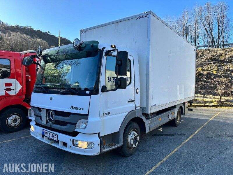 2011 Mercedes-Benz ATEGO 818 – EU 2026 – LAV KM – SERVICEHISTORIKK – LIFT, 166500 km - Camión caja cerrada: foto 1 2011 Mercedes-Benz ATEGO 818 – EU 2026 – LAV KM – SERVICEHISTORIKK – LIFT, 166500 km - Camión caja cerrada: foto 1