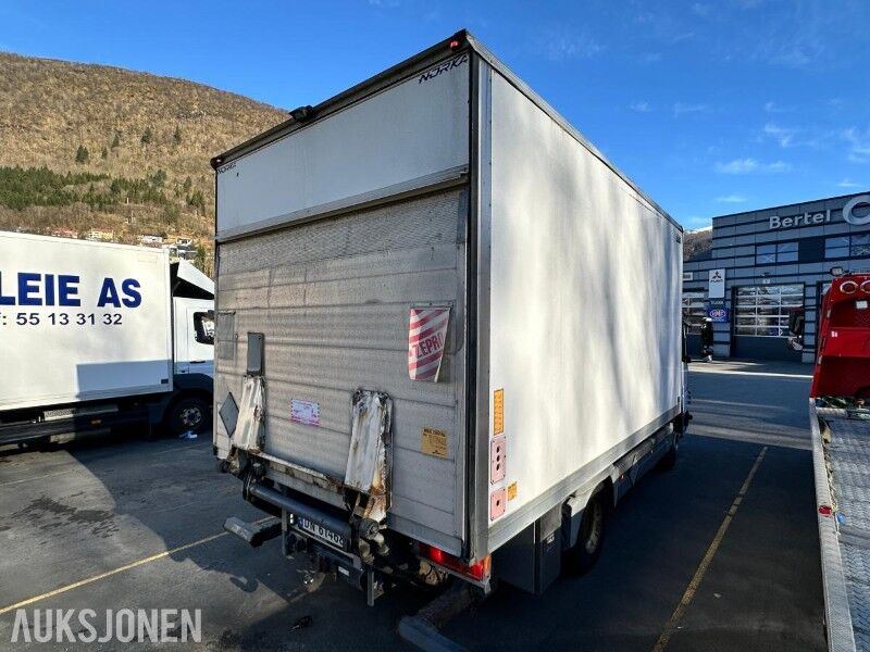 2011 Mercedes-Benz ATEGO 818 – EU 2026 – LAV KM – SERVICEHISTORIKK – LIFT, 166500 km - Camión caja cerrada: foto 5 2011 Mercedes-Benz ATEGO 818 – EU 2026 – LAV KM – SERVICEHISTORIKK – LIFT, 166500 km - Camión caja cerrada: foto 5