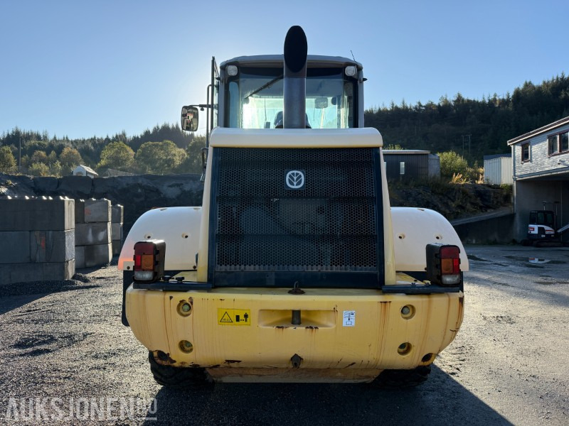 2011 New Holland W130B hjullaster – kun 3 580 timer - Cargadora de ruedas: foto 5 2011 New Holland W130B hjullaster – kun 3 580 timer - Cargadora de ruedas: foto 5