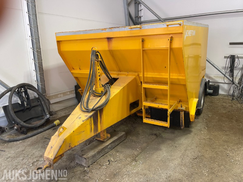 2012 Chieftain Strøvogn / Saltspreder – 2012-modell - Equipo de construcción: foto 1 2012 Chieftain Strøvogn / Saltspreder – 2012-modell - Equipo de construcción: foto 1
