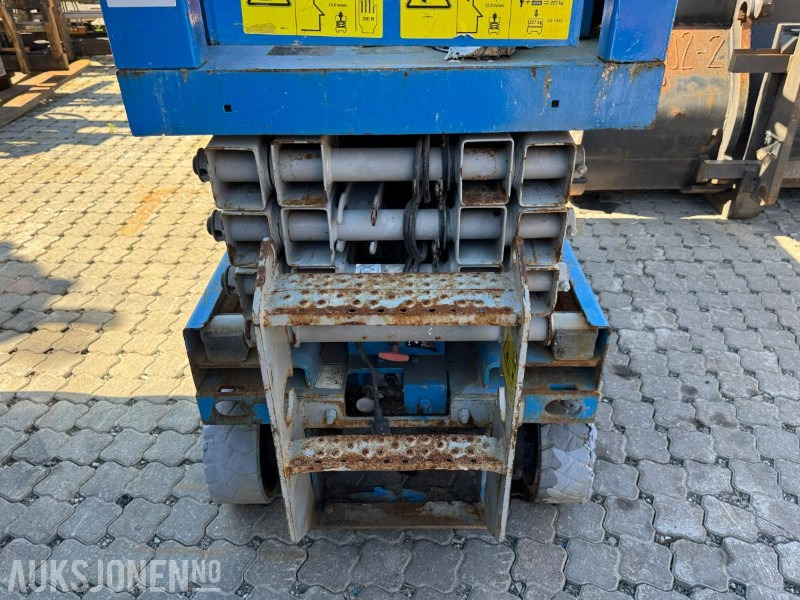 2012 Genie GS1932 sakselift / 8 meter / Rep.objekt - Plataforma elevadora: foto 5 2012 Genie GS1932 sakselift / 8 meter / Rep.objekt - Plataforma elevadora: foto 5