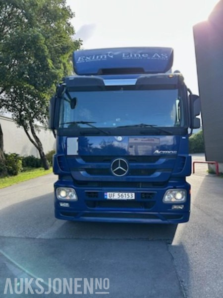 2012 Mercedes-Benz ACTROS skapbil/thermo med frys - Bilen har full service historikk - 573000 km. - Camión caja cerrada: foto 2 2012 Mercedes-Benz ACTROS skapbil/thermo med frys - Bilen har full service historikk - 573000 km. - Camión caja cerrada: foto 2