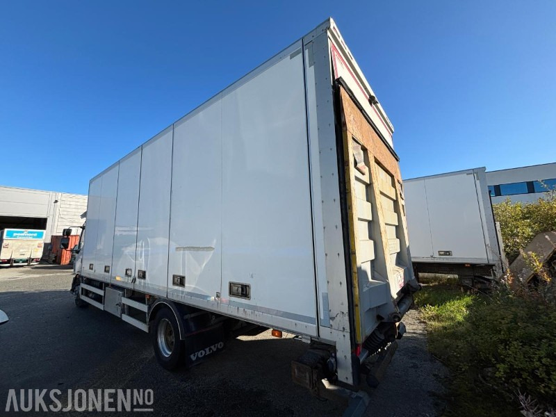 2012 Volvo FL-290 Skapbil med sideåpning og lakløft - Camión caja cerrada: foto 3 2012 Volvo FL-290 Skapbil med sideåpning og lakløft - Camión caja cerrada: foto 3