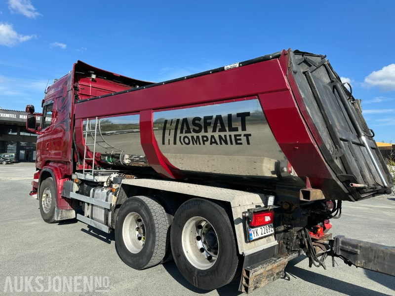 2013 Scania R500 tippbil med asfaltbalje og tippkasse - Brøyterigget - Euro 5 - Volquete camión: foto 4 2013 Scania R500 tippbil med asfaltbalje og tippkasse - Brøyterigget - Euro 5 - Volquete camión: foto 4