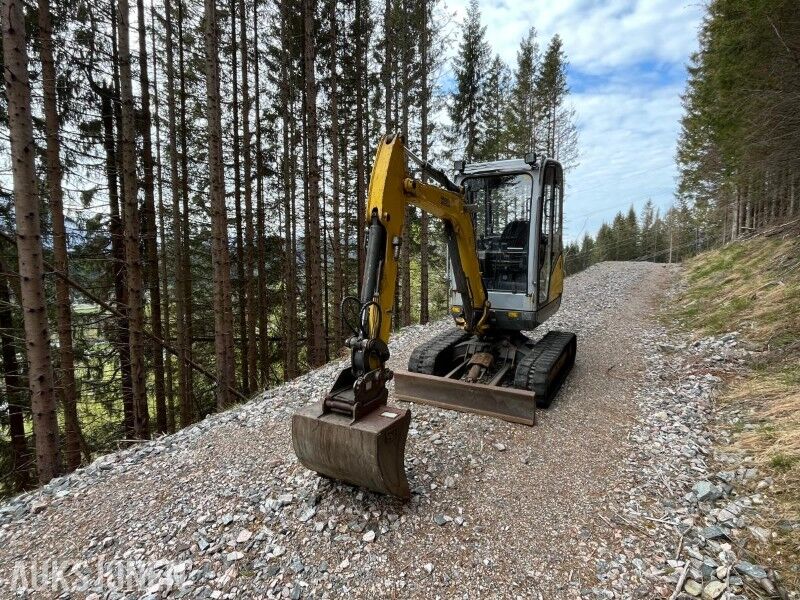 2013 Wacker Neuson ET 24 minigraver - 2500 kg - 2 skuffer - Tilt på hytte - Miniexcavadora: foto 1 2013 Wacker Neuson ET 24 minigraver - 2500 kg - 2 skuffer - Tilt på hytte - Miniexcavadora: foto 1