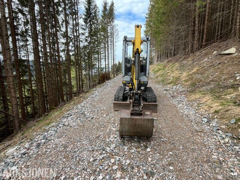 2013 Wacker Neuson ET 24 minigraver - 2500 kg - 2 skuffer - Tilt på hytte - Miniexcavadora: foto 2 2013 Wacker Neuson ET 24 minigraver - 2500 kg - 2 skuffer - Tilt på hytte - Miniexcavadora: foto 2