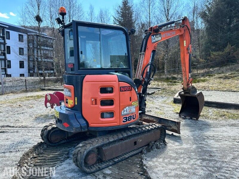 2014 Hitachi ZX38U-5 Kompaktgraver – Lavt timetall – 2 x Nasta skuffer – Ny service, 2633 timer - Miniexcavadora: foto 5 2014 Hitachi ZX38U-5 Kompaktgraver – Lavt timetall – 2 x Nasta skuffer – Ny service, 2633 timer - Miniexcavadora: foto 5