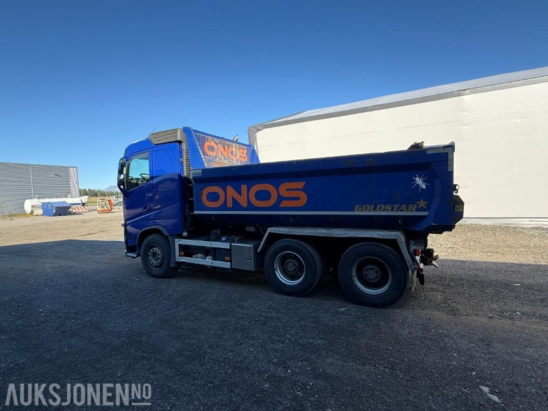 2014 VOLVO FH540 6X4 Tippbil - EURO 6 - 324439KM - Volquete camión: foto 3 2014 VOLVO FH540 6X4 Tippbil - EURO 6 - 324439KM - Volquete camión: foto 3