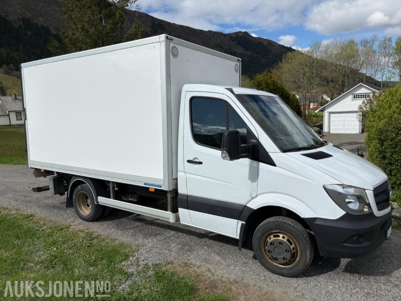 2015 Mercedes-Benz Sprinter ADR-godkjent Løftelem Hengerfeste - Camión caja cerrada: foto 2 2015 Mercedes-Benz Sprinter ADR-godkjent Løftelem Hengerfeste - Camión caja cerrada: foto 2