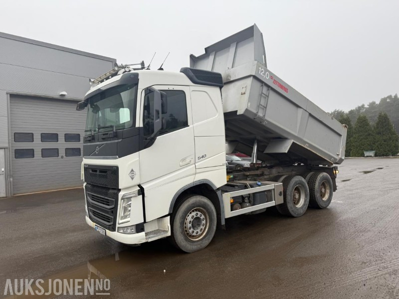 2015 VOLVO FH540 6X4 Euro6 TIPPBIL SERVICEHISTORIKK ZETTERBERG PÅBYGG. - Volquete camión: foto 1 2015 VOLVO FH540 6X4 Euro6 TIPPBIL SERVICEHISTORIKK ZETTERBERG PÅBYGG. - Volquete camión: foto 1