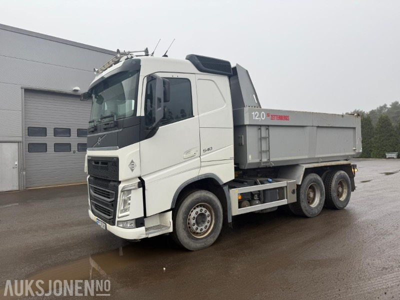 2015 VOLVO FH540 TIPPBIL SERVICEHISTORIKK ZETTERBERG PÅBYGG. - Volquete camión: foto 3 2015 VOLVO FH540 TIPPBIL SERVICEHISTORIKK ZETTERBERG PÅBYGG. - Volquete camión: foto 3